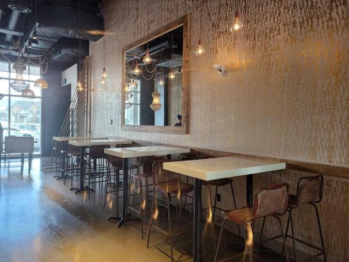 d&eacute;couvrez l&rsquo;expertise d&rsquo;un artisan int&eacute;rieur pour vos travaux de r&eacute;novation, d&rsquo;am&eacute;nagement et de d&eacute;coration. offrez &agrave; votre int&eacute;rieur un savoir-faire professionnel et des finitions de qualit&eacute; sur-mesure.