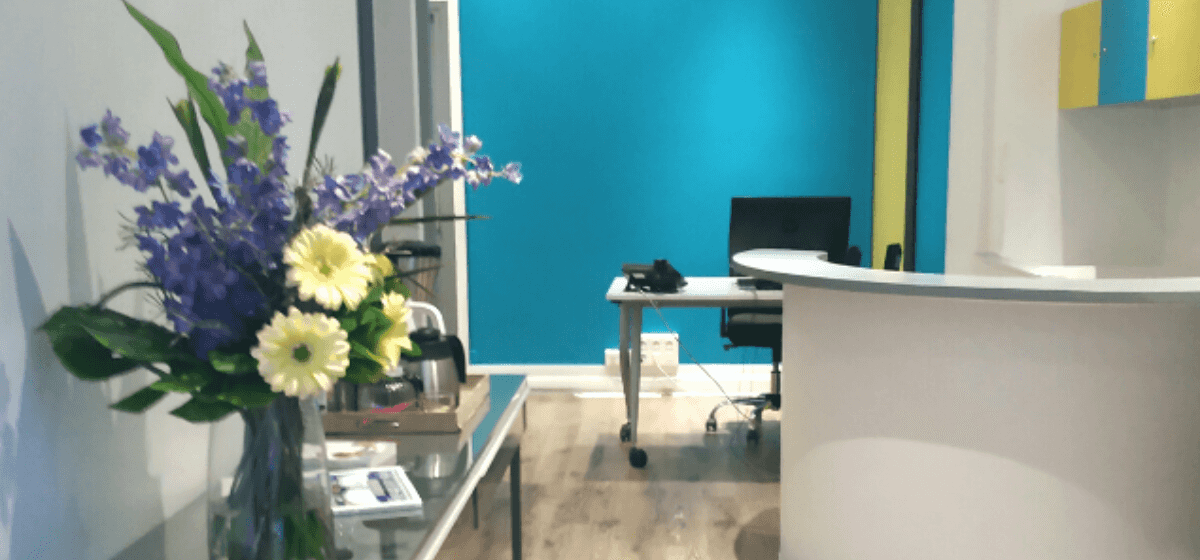 besoin de r&eacute;nover votre bureau &agrave; paris 17 ? d&eacute;couvrez nos services professionnels de r&eacute;novation pour bureaux, adapt&eacute;s &agrave; vos besoins, pour un espace moderne et fonctionnel dans le 17&egrave;me arrondissement de paris.