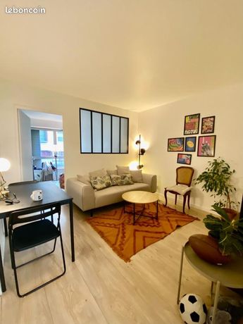 trouvez votre colocation id&eacute;ale &agrave; paris 17 ! d&eacute;couvrez des annonces de chambres &agrave; louer, appartements en colocation et conseils pour vivre en harmonie dans le 17e arrondissement. faites le choix d&rsquo;un logement convivial pr&egrave;s des commerces et transports.