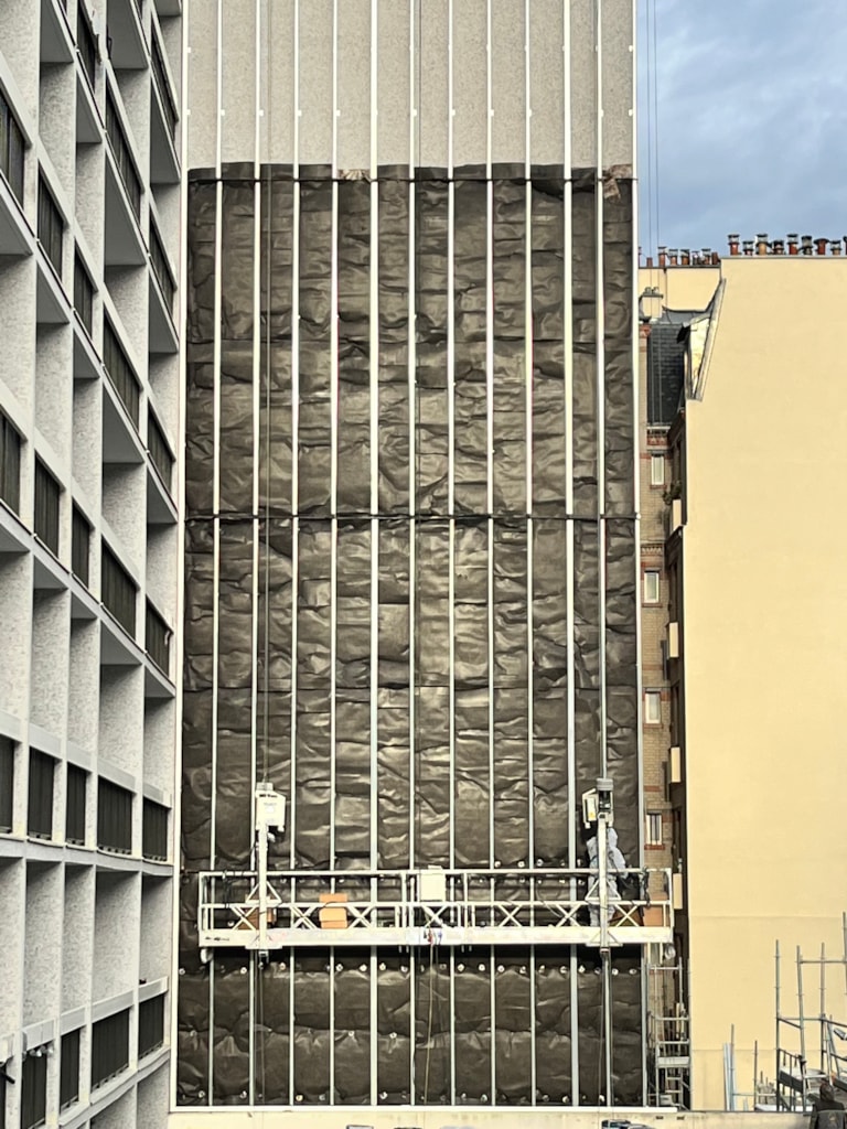 découvrez nos services de rénovation pour copropriété à paris 17 : travaux de qualité, gestion complète, conseils personnalisés pour valoriser et moderniser votre immeuble.