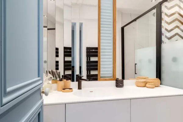 obtenez rapidement votre devis gratuit pour la r&eacute;novation de salle de bain &agrave; paris en 2025. profitez de conseils personnalis&eacute;s et de solutions adapt&eacute;es &agrave; votre budget et &agrave; vos besoins.