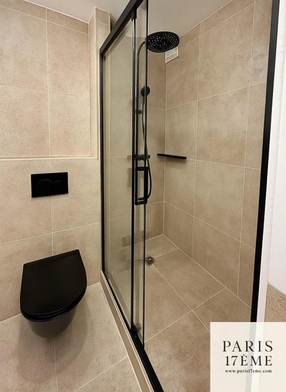 d&eacute;couvrez les meilleures options pour installer ou r&eacute;nover une douche &agrave; paris 17. conseils d