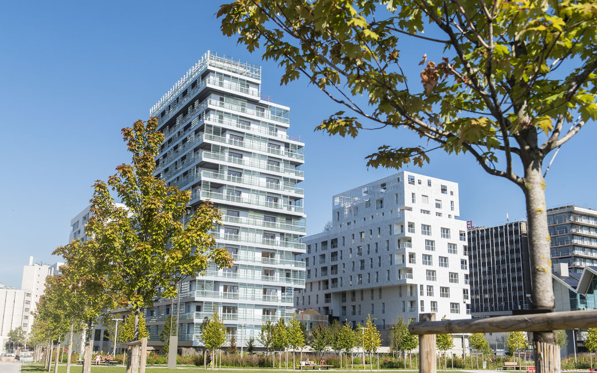 d&eacute;couvrez les diff&eacute;rentes garanties travaux &agrave; paris 17 : assurances d&eacute;cennale, dommages-ouvrage et responsabilit&eacute; civile pour prot&eacute;ger vos chantiers et vos biens en toute s&eacute;r&eacute;nit&eacute;.