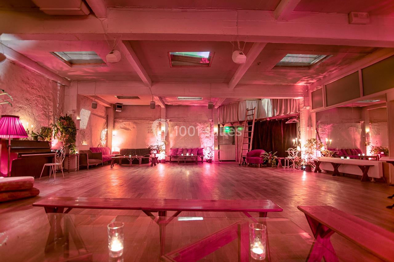 d&eacute;couvrez comment le 17e arrondissement de paris marie harmonieusement modernit&eacute; et patrimoine historique &agrave; travers ses quartiers, ses architectures et son art de vivre unique.