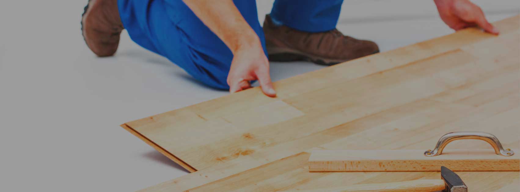 vous cherchez un spécialiste pour la pose de parquet à paris 17 ? profitez d’un service professionnel, rapide et sur mesure. devis gratuit et conseils personnalisés pour tous vos projets de revêtement de sol.