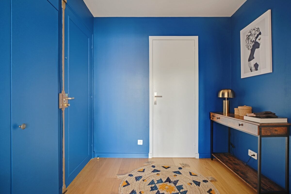 d&eacute;couvrez le prix moyen au m2 pour des travaux de peinture &agrave; paris en 2025 : tarifs actualis&eacute;s, conseils et devis gratuits pour rafra&icirc;chir votre int&eacute;rieur au meilleur co&ucirc;t.