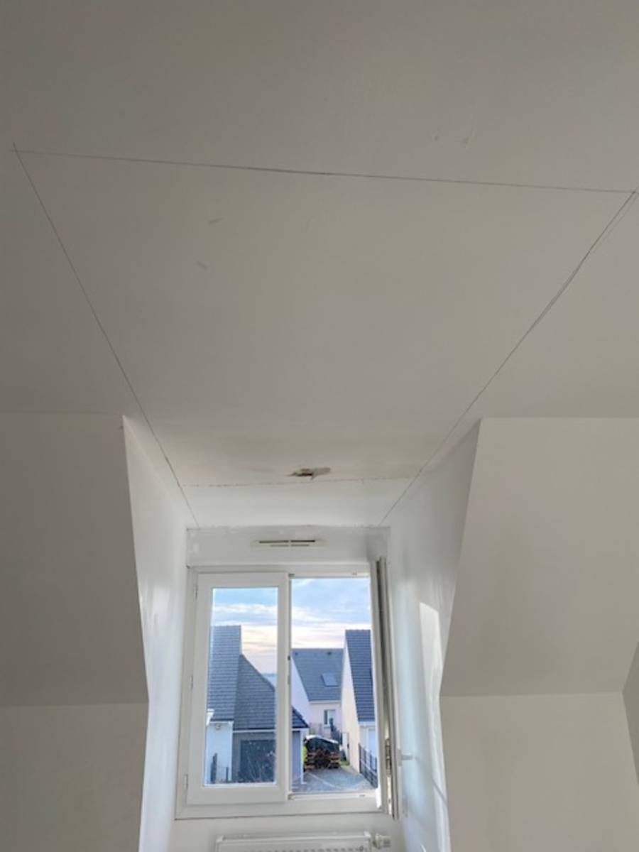 d&eacute;couvrez le prix du placo au m&sup2; : tarifs moyens, facteurs influen&ccedil;ant le co&ucirc;t et conseils pour bien estimer votre budget travaux d&rsquo;am&eacute;nagement ou de r&eacute;novation int&eacute;rieure.