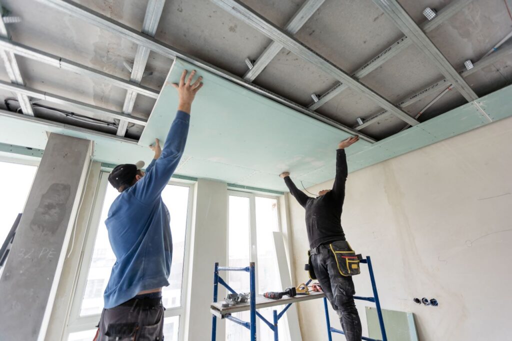 d&eacute;couvrez le prix du placo au m2 : tarifs moyens, facteurs influen&ccedil;ant le co&ucirc;t, conseils pour bien estimer votre budget et r&eacute;ussir vos travaux de pose de plaques de pl&acirc;tre.