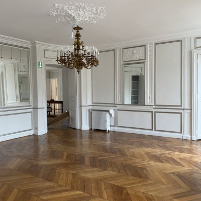 d&eacute;couvrez les prix du ravalement de fa&ccedil;ade &agrave; paris en 2025 : tarifs au m&sup2;, facteurs de co&ucirc;t, conseils pour bien choisir votre prestataire et estimer votre budget r&eacute;novation.