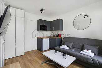 d&eacute;couvrez nos solutions de rangement sur-mesure pour optimiser l&rsquo;espace de votre studio &agrave; paris 17. organisation, gain de place et astuces pratiques pour un int&eacute;rieur fonctionnel et agr&eacute;able.