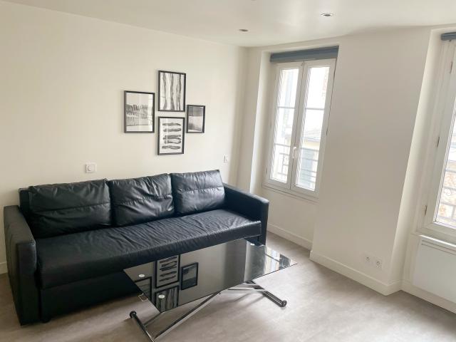 optimisez l&rsquo;espace de votre studio &agrave; paris 17 avec nos solutions de rangement sur mesure. profitez d&rsquo;un int&eacute;rieur organis&eacute;, fonctionnel et adapt&eacute; &agrave; vos besoins. devis gratuit !