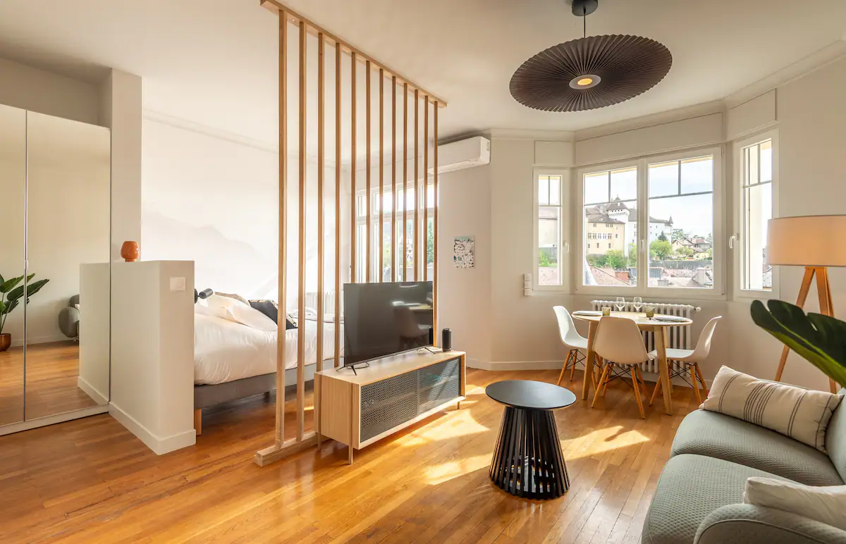 d&eacute;couvrez comment r&eacute;ussir la r&eacute;novation de votre appartement avec nos conseils pratiques : astuces, &eacute;tapes cl&eacute;s et inspirations pour transformer votre espace de vie.