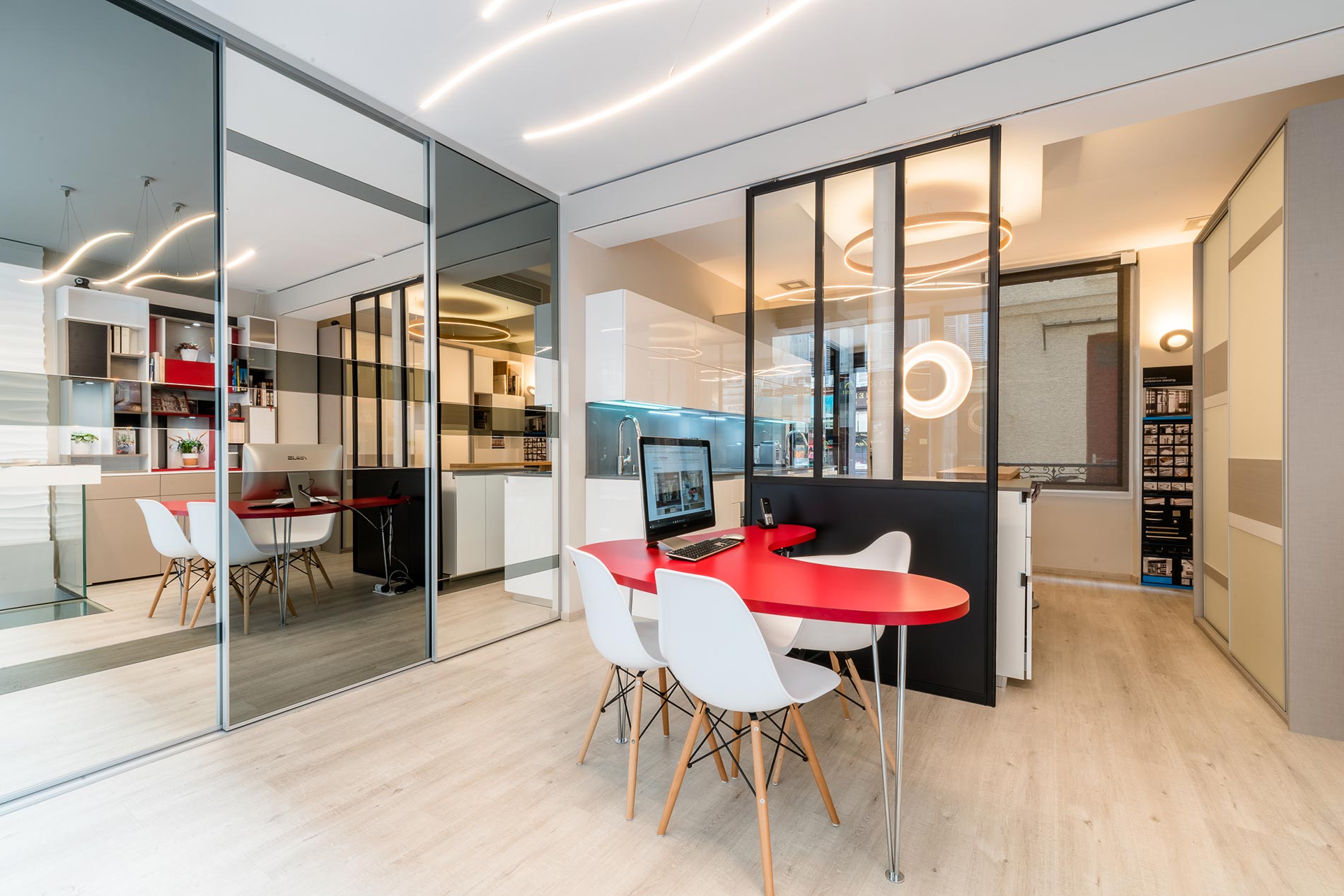 confiez la r&eacute;novation de votre appartement &agrave; paris &agrave; des experts. obtenez un devis gratuit, des conseils personnalis&eacute;s et un accompagnement sur-mesure pour vos travaux int&eacute;rieurs, du sol au plafond.
