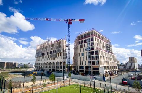 confiez votre rénovation immobilière à paris en 2025 à des experts. solutions sur mesure pour appartements et maisons : modernisation, optimisation et valorisation de votre bien avec un accompagnement professionnel.