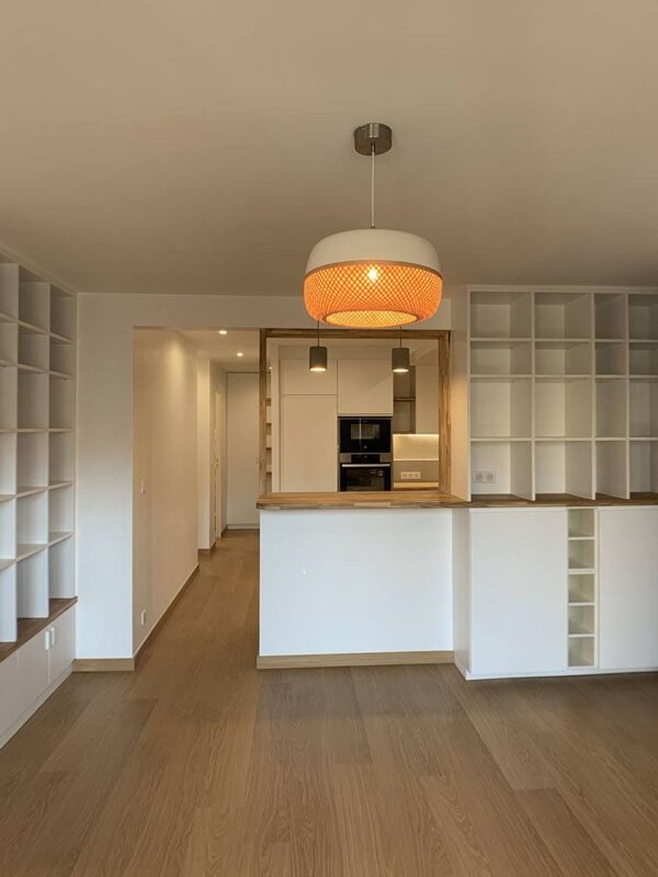 confiez votre rénovation intérieure à paris en 2025 à des experts qualifiés. modernisez votre espace avec des solutions sur mesure et un accompagnement professionnel, du conseil à la réalisation. devis gratuit et travaux garantis.