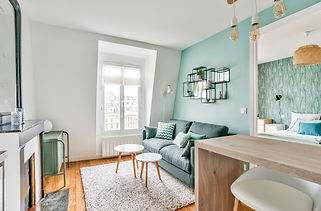 d&eacute;couvrez comment adopter une r&eacute;novation minimaliste pour votre studio &agrave; paris : conseils, astuces et inspirations pour optimiser l&rsquo;espace, moderniser votre int&eacute;rieur et cr&eacute;er un environnement &eacute;pur&eacute; et fonctionnel.