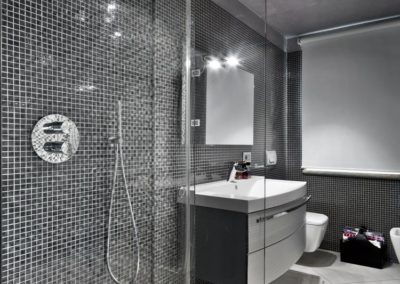 r&eacute;inventez votre salle de bains dans le 17e arrondissement avec notre service de r&eacute;novation sur mesure : modernisation, optimisation de l&rsquo;espace et finitions de qualit&eacute;, pour un int&eacute;rieur qui vous ressemble !