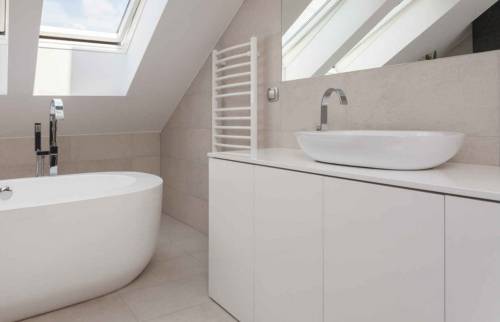 confiez la r&eacute;novation de votre salle de bain &agrave; paris 17 &agrave; nos experts ! design moderne, mat&eacute;riaux de qualit&eacute; et travaux sur mesure. demandez votre devis gratuit d&egrave;s maintenant.