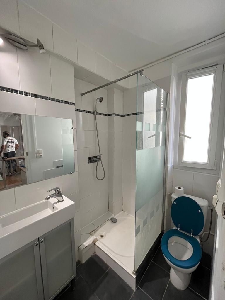 sp&eacute;cialiste de la r&eacute;novation de salles de bain &agrave; paris 17, notre &eacute;quipe transforme votre espace avec des solutions modernes, durables et sur mesure. profitez d&rsquo;un devis gratuit et d&rsquo;un accompagnement professionnel adapt&eacute; &agrave; vos besoins.