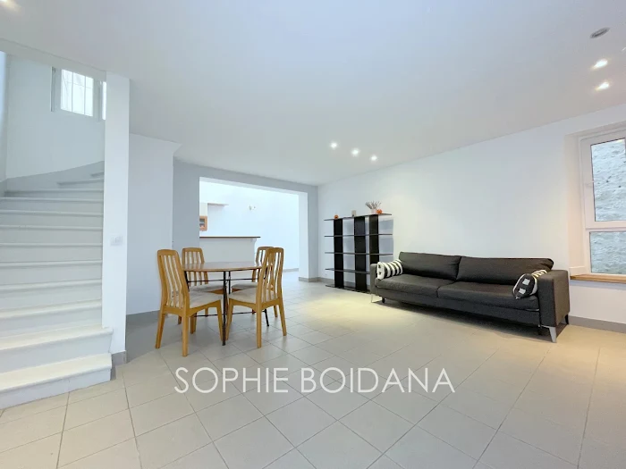 confiez la r&eacute;novation de votre appartement 4 pi&egrave;ces &agrave; paris 17 &agrave; roi r&eacute;novation : expertise, qualit&eacute; et accompagnement sur-mesure pour un int&eacute;rieur &agrave; votre image.