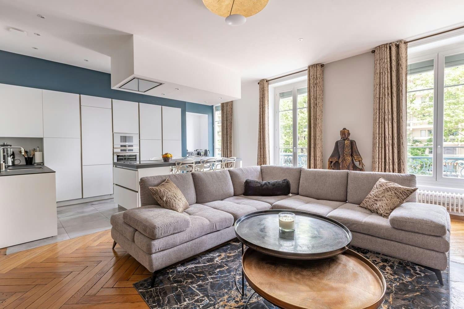 découvrez nos solutions de rénovation à paris 75017 : travaux de qualité, conseils personnalisés et accompagnement sur mesure pour sublimer votre appartement ou local professionnel.