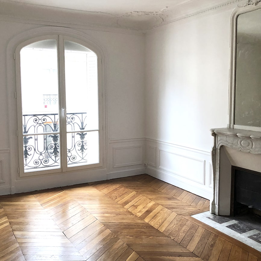 spécialiste de la rénovation de boiseries à paris 17, nous offrons des services sur mesure pour restaurer et sublimer vos boiseries intérieures et extérieures. devis gratuit et interventions rapides.